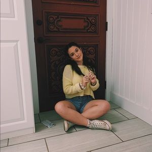 Meet your Posher, Mara